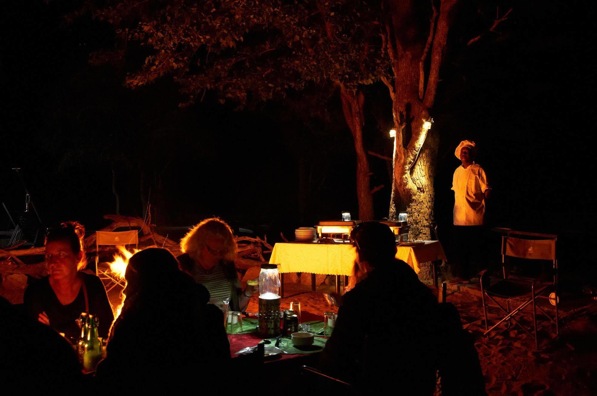 Shindzela Tented Camp Timbavati Game Reserve Bagian luar foto